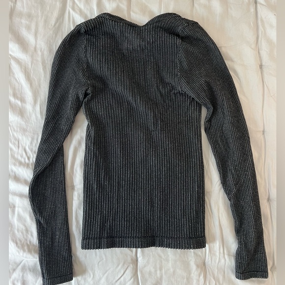 Clean Slate Seamless Layering Shirt - Black XS/S - Picture 4 of 4